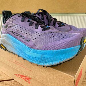 Altra Olympus 6 - women's size 8 trail running shoe